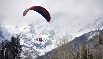 Belgian Paraglider Killed After Mid-Air Collision In Bir-Billing In Himachal Kangra’s District