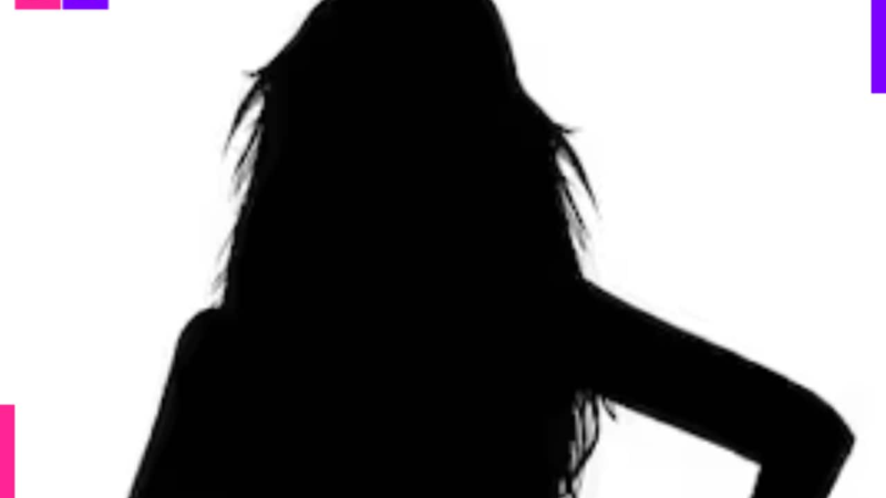 This actress alleges a superstar forcibly kissed and hugged her: ‘I had gone to the toilet…’