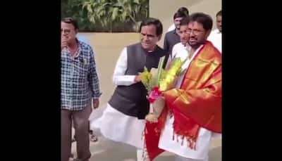 Maharashtra BJP Leader Raosaheb Danve Kicks Man in Viral Video, Claims He’s ’30-Year Old Friend’