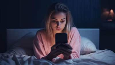 Protect Your Eyes From Dim Light Damage: The Hidden Dangers Of Nighttime Social Media Scrolling