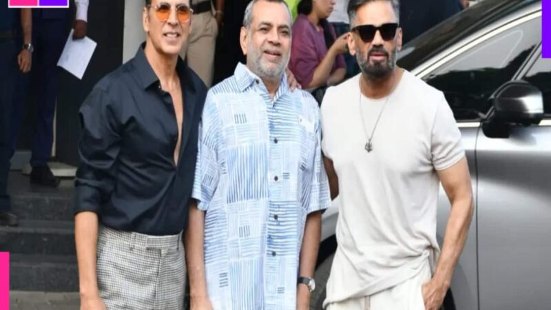 Akshay Kumar, Paresh Rawal, Suniel Shetty snapped together at the airport, fans want Hera Pheri 3