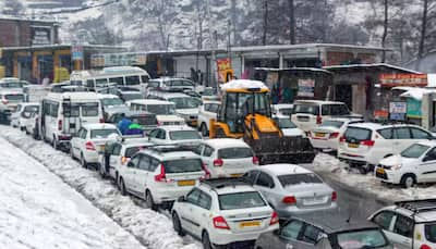 Kashmir Returns To Normalcy: Flights Resume, Traffic Restored On Jammu-Srinagar Highway After Heavy Snowfall