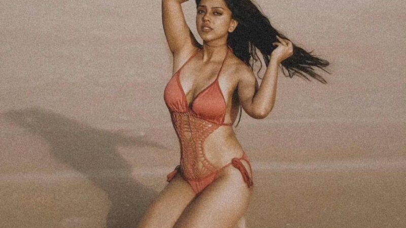 Pic Talk: Deviyani in Orange Monokini on Goa Beaches