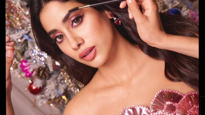 Janhvi Kapoor Just Made Pink Cooler