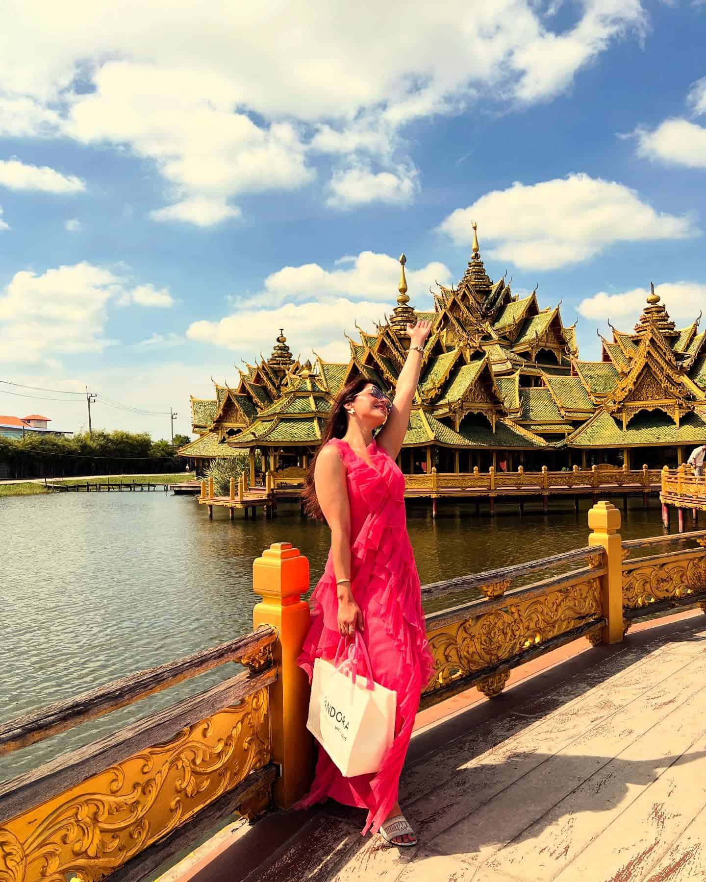 Mehreen Flaunts Pink Gown in Bangkok!