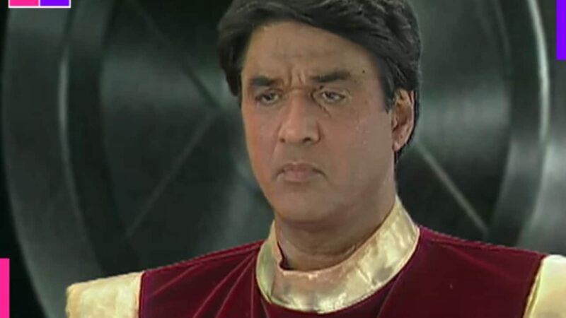 Not just Ranveer Singh, even THIS person could not convince Mukesh Khanna for Shaktimaan remake