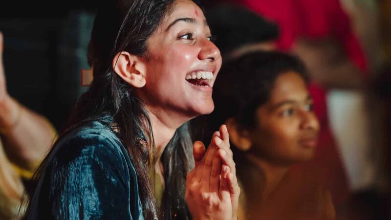 Pics: Sai Pallavi’s Cute Smile in Traditional Saree