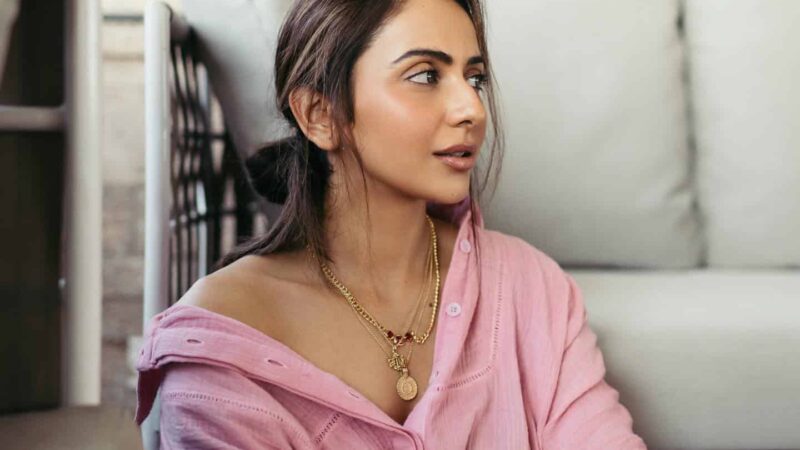 Rakul’s Sexy Pink Shirt Look is Fire!