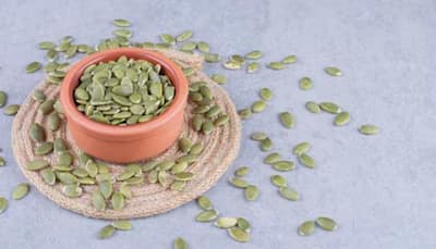 8 Simple And Effective Ways To Incorporate Pumpkin Seeds Into Your Diet