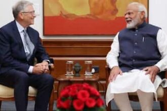 Bill Gates Explores AI-Driven ‘Viksit Bharat’ Strategy Room At NITI Aayog