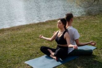 7 Effective Yoga Poses To Relieve Bloating And Improve Digestion