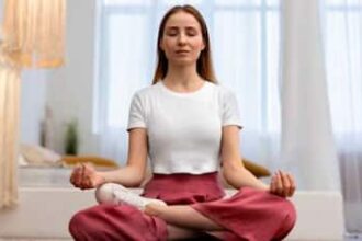 7 Simple Yet Effective Morning Yoga Asanas To Energize Your Day And Improve Flexibility