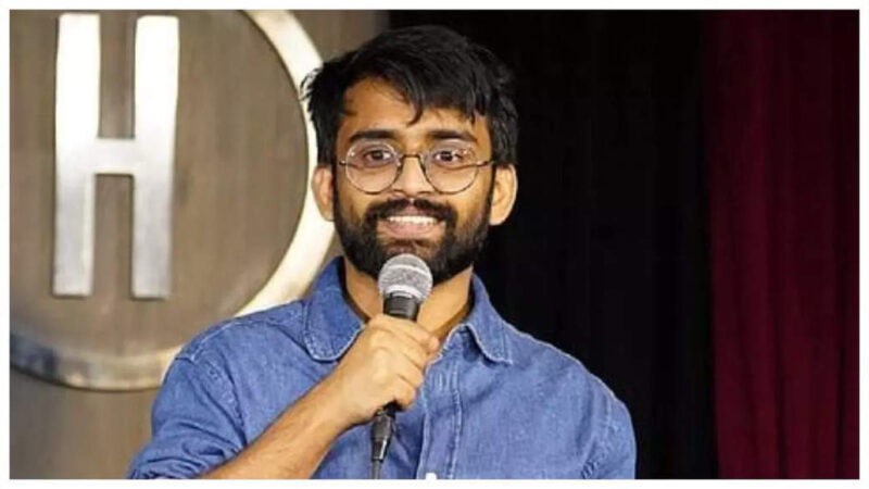 Vineeth Srinivasan revives the controversial ‘Would You Rather’ joke with a twist at a comedy show