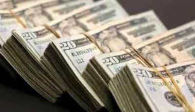 US Dollar Falls For 5th Straight Day Amid Tariff Tensions