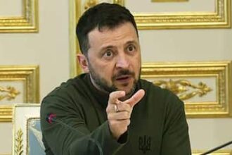 Zelenskyy Condemns Russia For Violating Easter Ceasefire With 387 Shellings