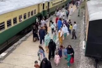 Pakistan Railway Stations Handed Over To Army, Soldier Desks Set Up