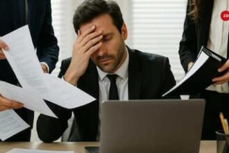 Employee Put On PIP For Refusing To Work On Weekends, Paid Leaves; Reddit Post Goes Viral