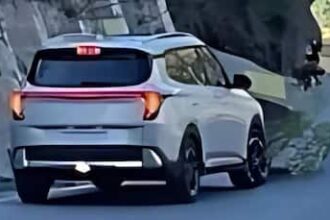 2025 Kia Carens Spotted Without Camouflage – Details