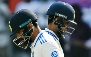 1747040414642_virat-kohli-and-shubman-gill Shubman Gill vs Virat Kohli at Age 25: Career Comparison