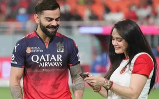 1747139766354_preity-zinta-and-virat-kohli 'Kohli brought so much character into the game' - Preity Zinta poured her thoughts on Kohli's retirement