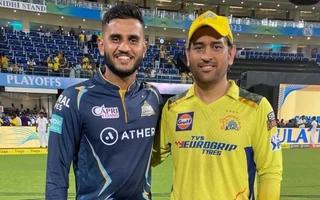 1747998706631_urvil-patel-and-ms-dhoni Urvil Patel reveals MS Dhoni's advice to him