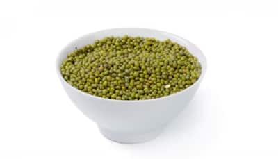 11 Reasons To Eat Soaked Moong Dal Every Morning For Better Digestion And Energy