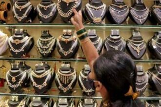 Amidst Financial Crisis Warning, Rich Dad Poor Dad Author Robert Kiyosaki Makes Big Prediction On Gold; Says Yellow Metal Will Reach...