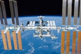 Inside ISS: Life At 28,000 km/h In Microgravity With Cosmic Research