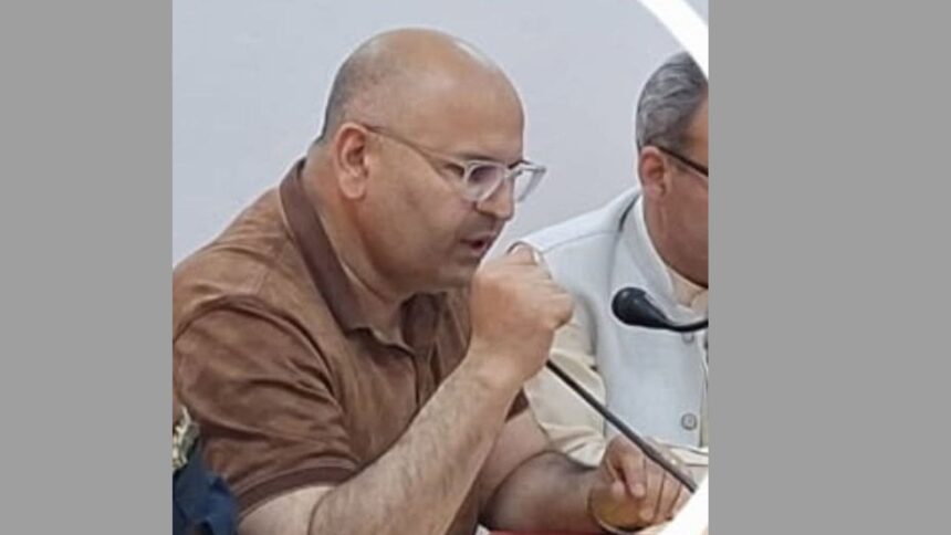 Thappa was a 1989 graduate of MBBS from Jammu government medical college.