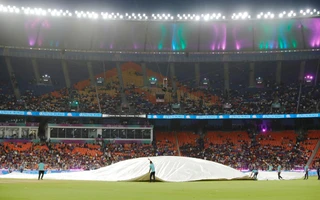 1748790626505_narendra-modi-stadium IPL 2025: What is Cut-Off time for PBKS vs MI Qualifier 2 if rain delays play?