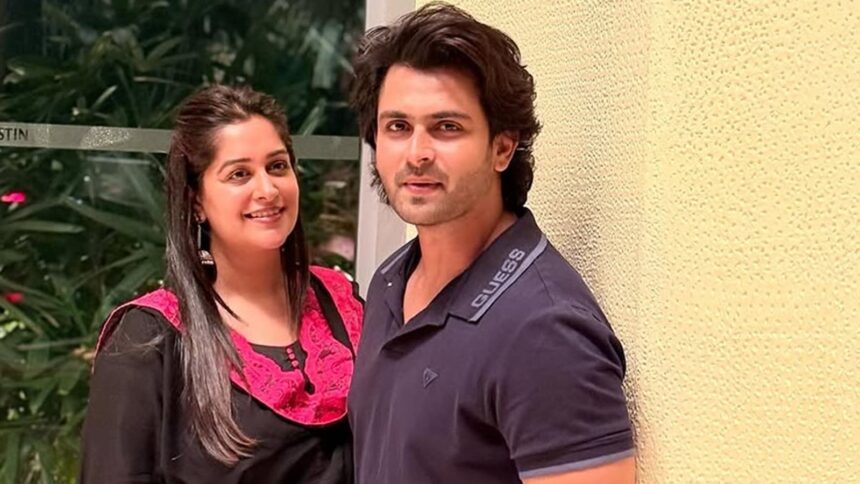 Liver cancer patient Dipika Kakar with husband Shoaib