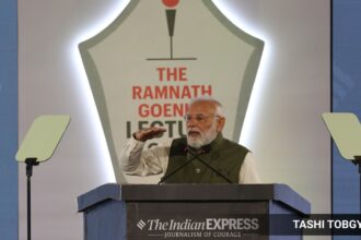 modi at ramnath goenka memorial lecture