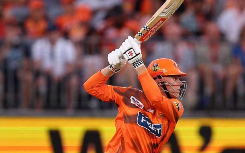 IPL 2026: ‘Aaye ho to pura karo - Irfan Pathan questions Cooper Connolly’s no-bowling role