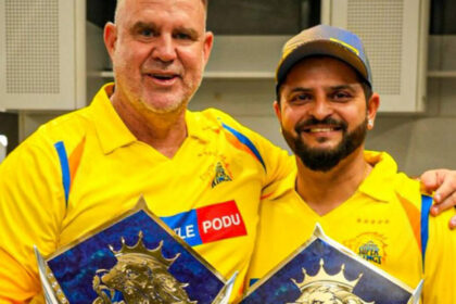 Matthew Hayden and Suresh Raina