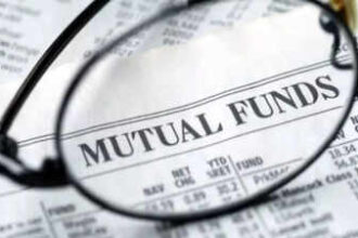 Equity mutual funds' inflow drops 76% to Rs 2,258 crore in November