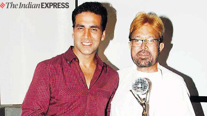 Akshay Kumar with Rajesh Khanna.