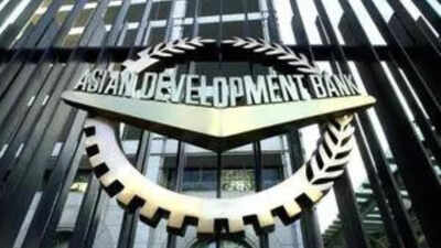 ADB to provide $10billion credit to Pakistan under 2026-30 strategy