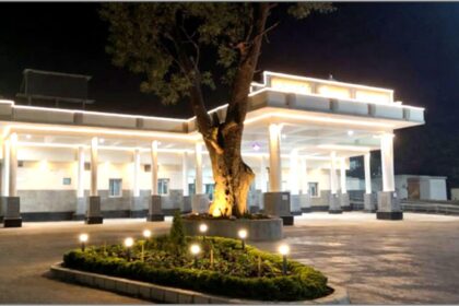 The history of Chandannagar railway station dates back to 1854, similar to Howrah. (Image: Eastern Railway/ Photo enhanced with AI)
