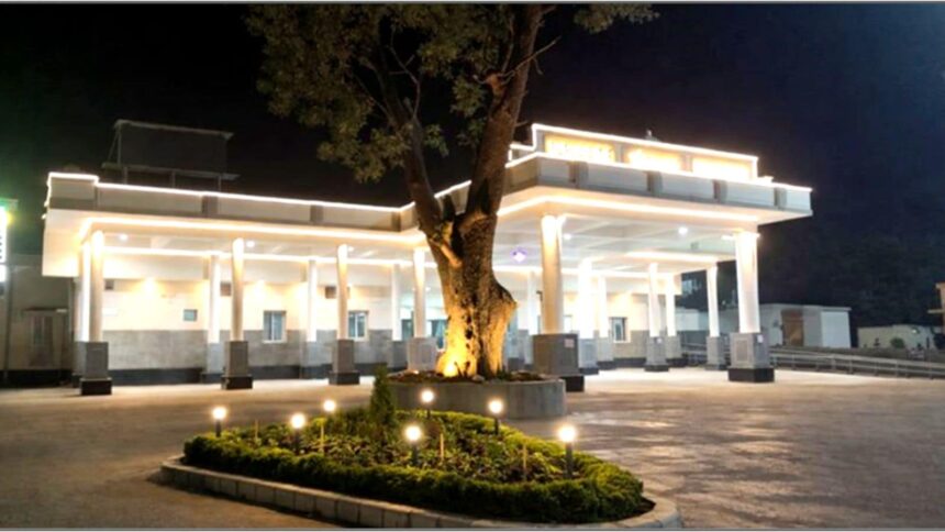 The history of Chandannagar railway station dates back to 1854, similar to Howrah. (Image: Eastern Railway/ Photo enhanced with AI)