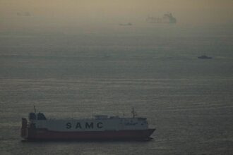 trump iran strait of hormuz