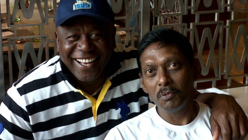 Former India cricketer Laxman Sivaramakrishnan with West Indies legend Desmond Haynes. (Special arrangement)