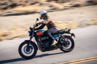 The Royal Enfield Bear 650 is priced between  ₹375,393 and  ₹397,538 (ex-showroom), depending on different colour variants.