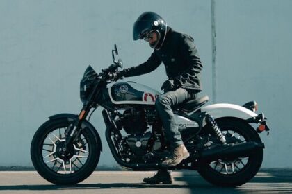 Royal Enfield offers a wide range of genuine accessories for the Royal Enfield Shotgun 650.