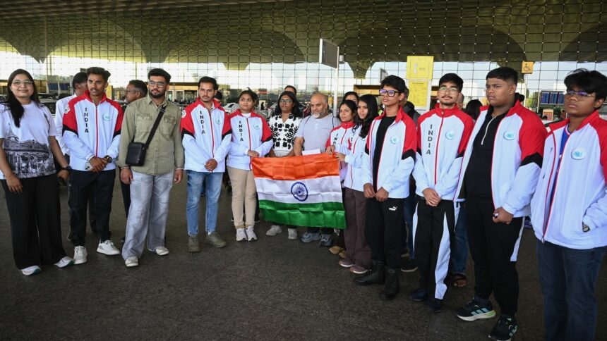 indians return from gulf