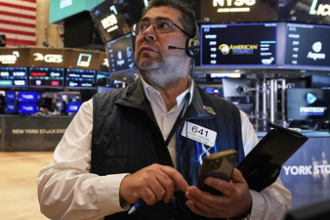 US stock markets today (March 27, 2026): S&P 500, Dow fall as oil rises above $100; Iran war uncertainty weighs on sentiment