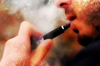 Vaping | Photo: Arindam Mukherjee | ThePrint