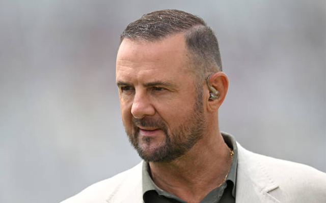 Simon Doull speaking.