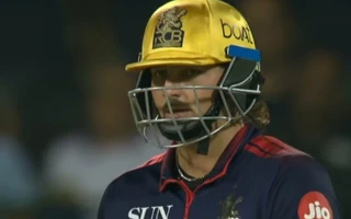 [WATCH] IPL 2026: Tim David blitz lights up Chinnaswamy Stadium in RCB vs CSK clash