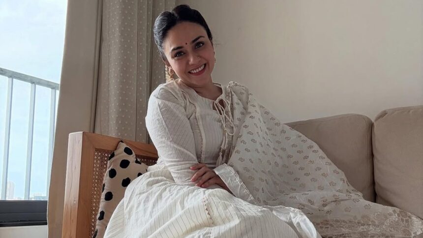 Amruta Khanvilkar house tour