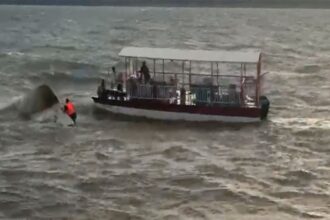 Storm hits Narmada cruise: 4 dead, 15–18 missing after boat capsizes at Bargi Dam in Jabalpur